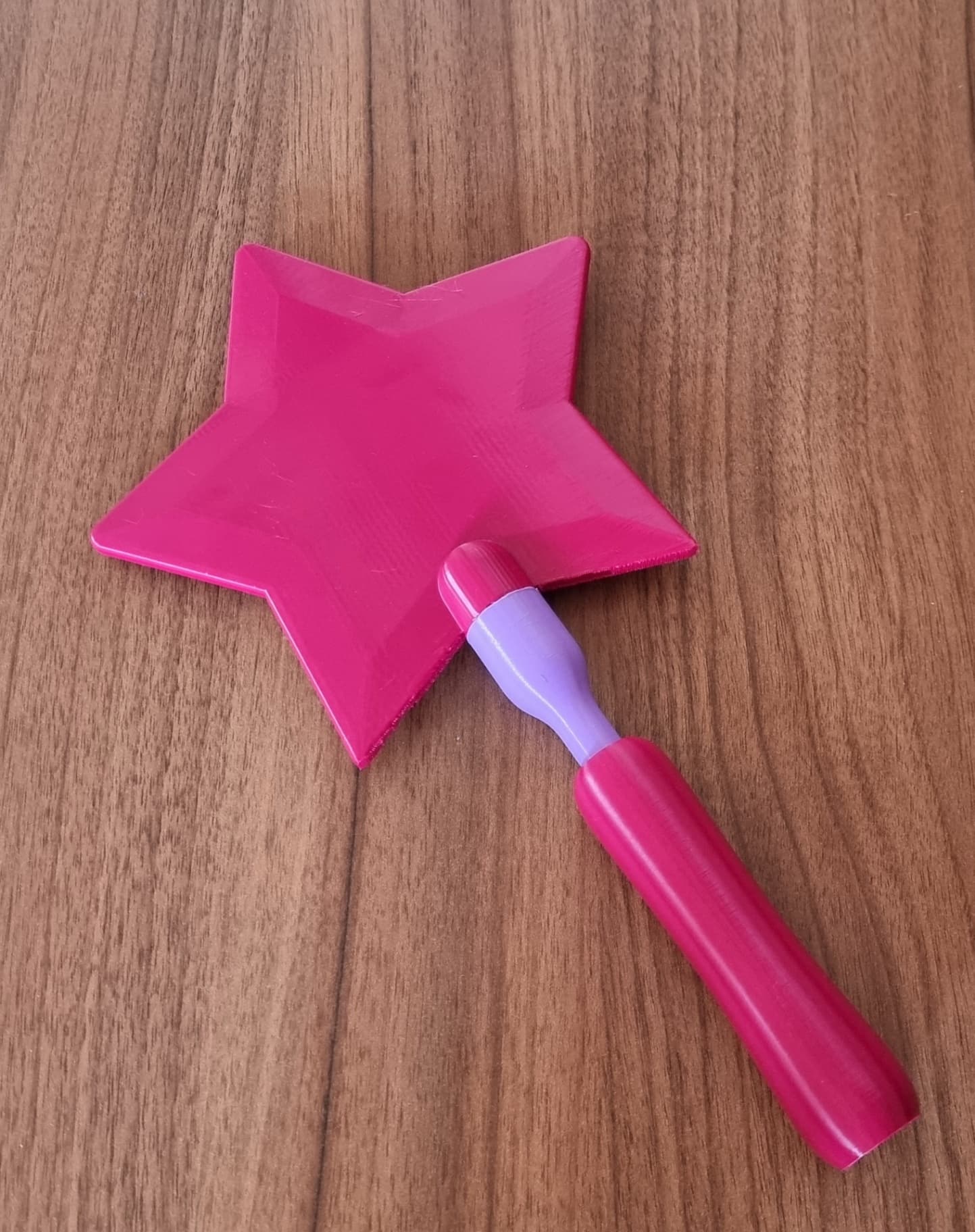 Roze čarobni štapić u obliku zvezde — slika 1
